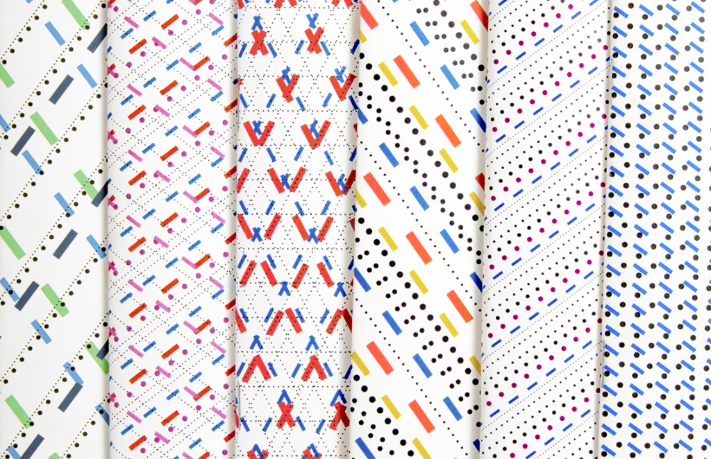  LINE DOT NOTEBOOK / HAY