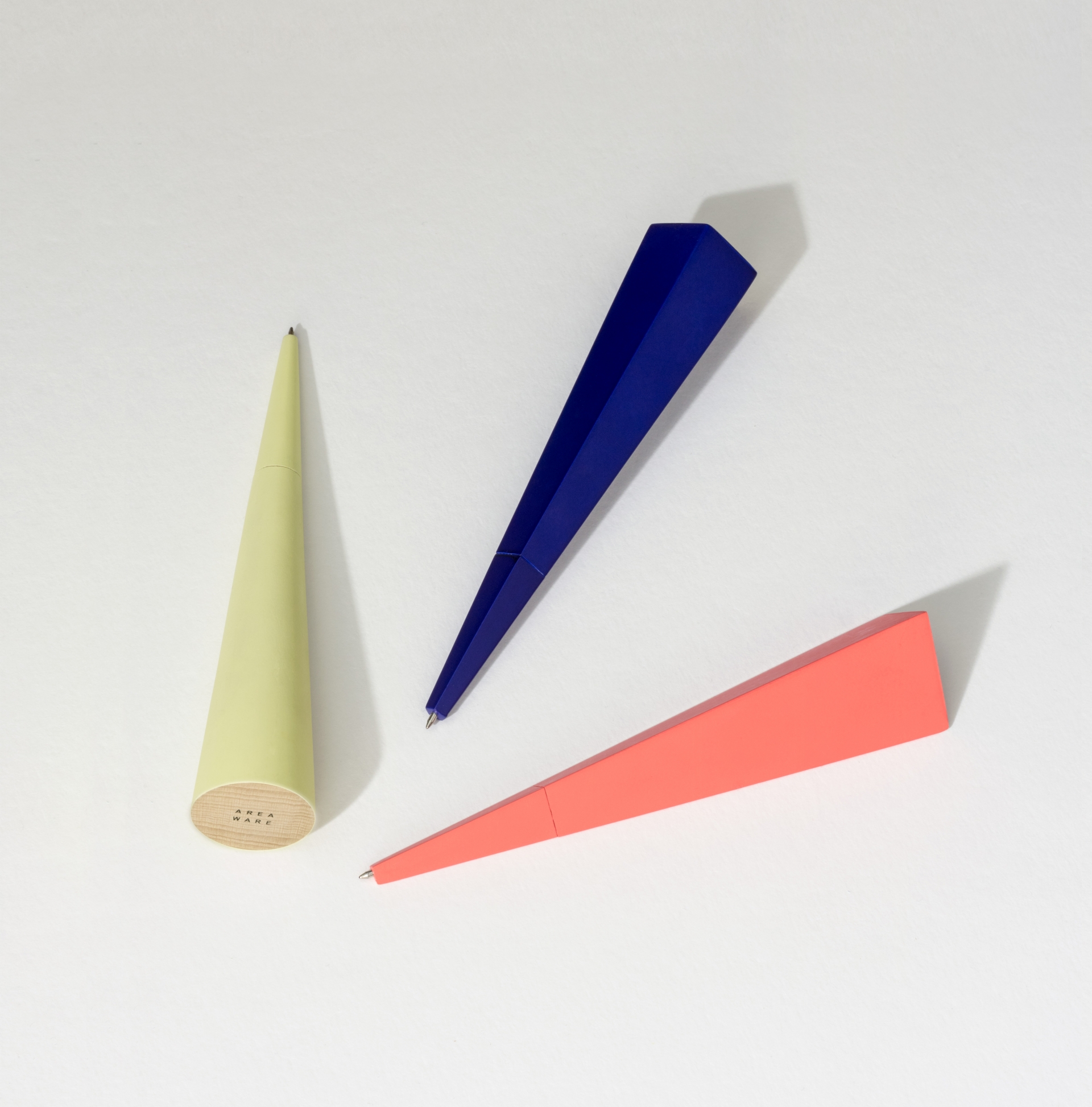  STANDING PEN / AREAWARE