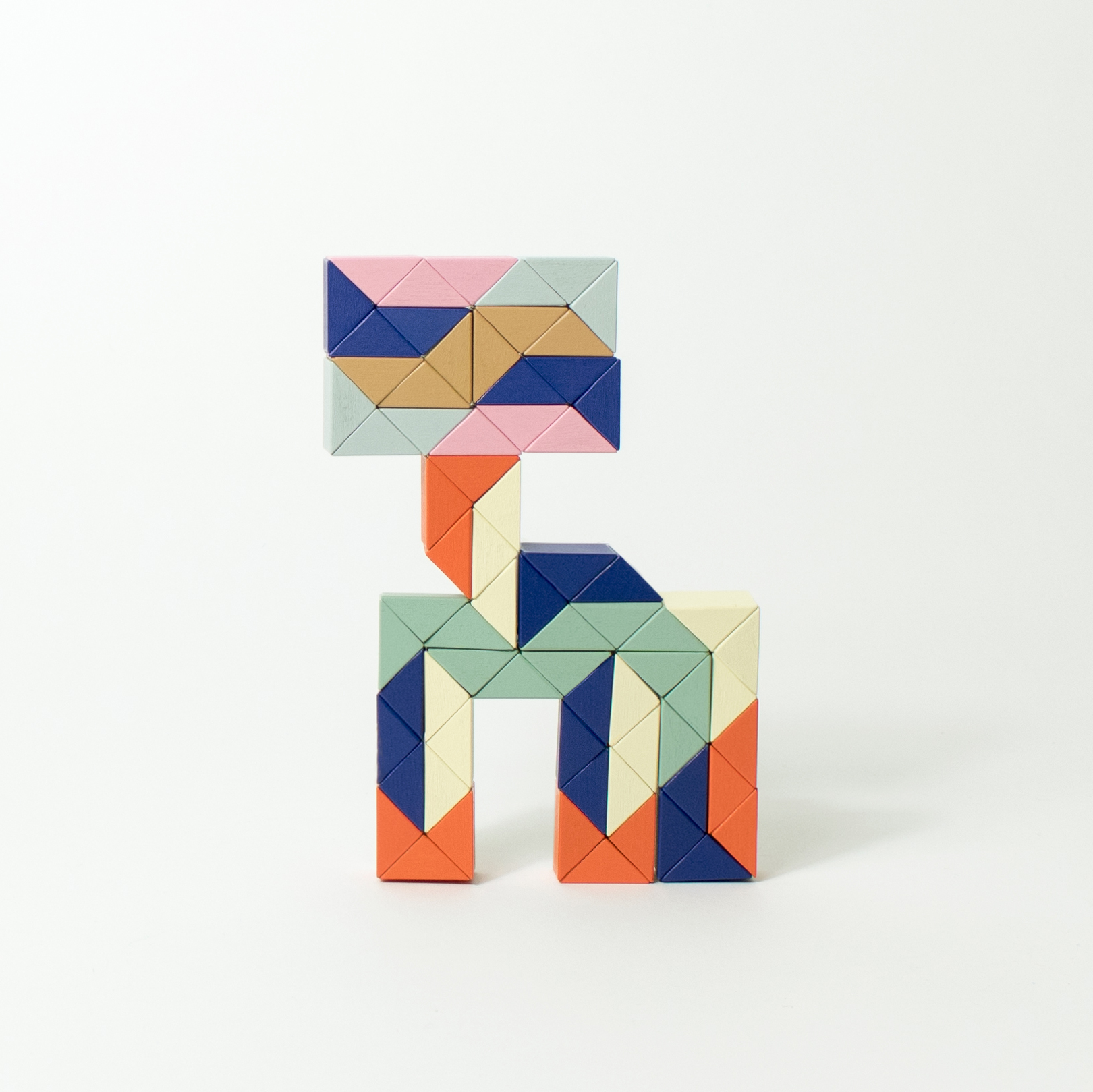 Clara von Zweigbergk SNAKE BLOCKS / AREAWARE