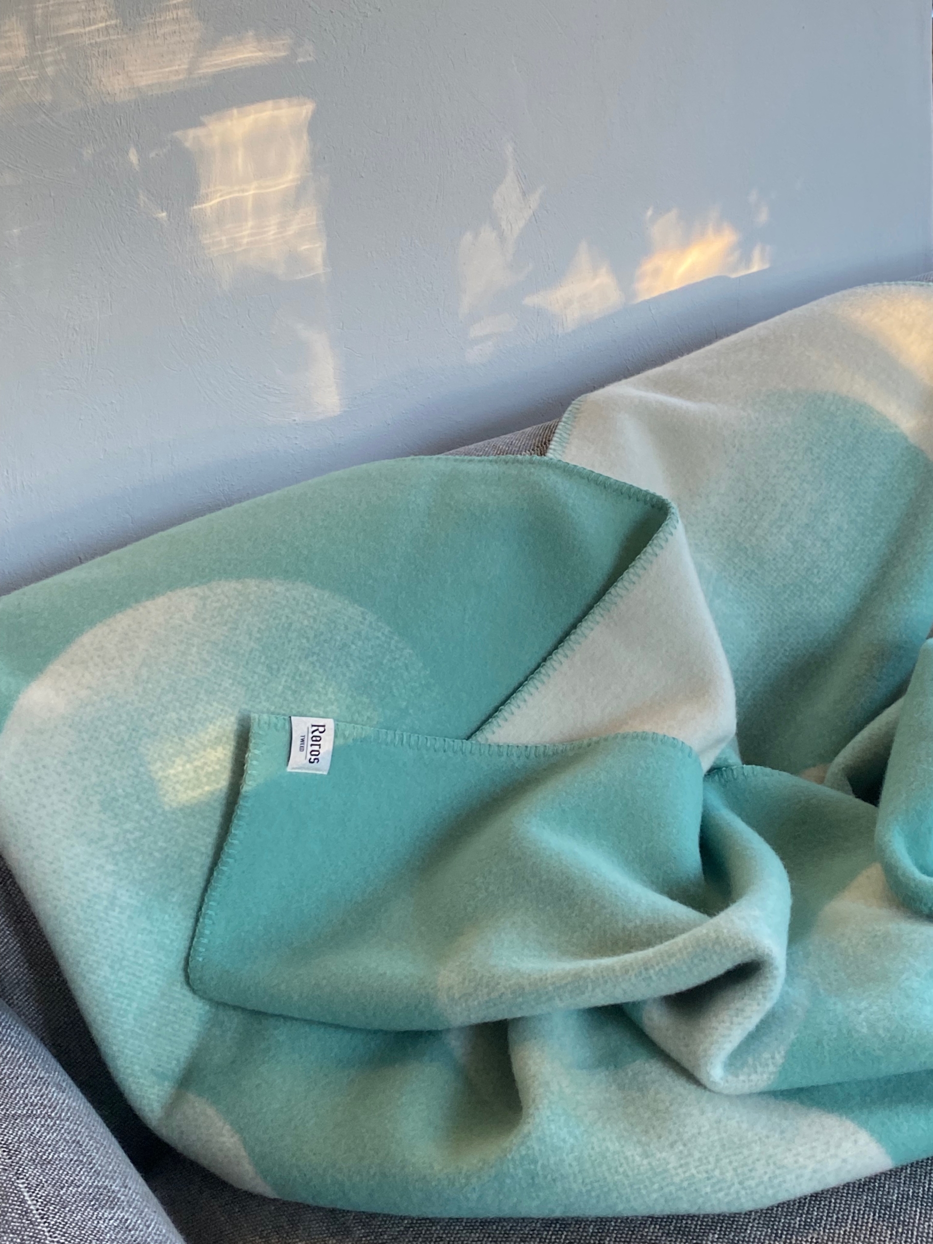  MOON THROW / RØROS TWEED