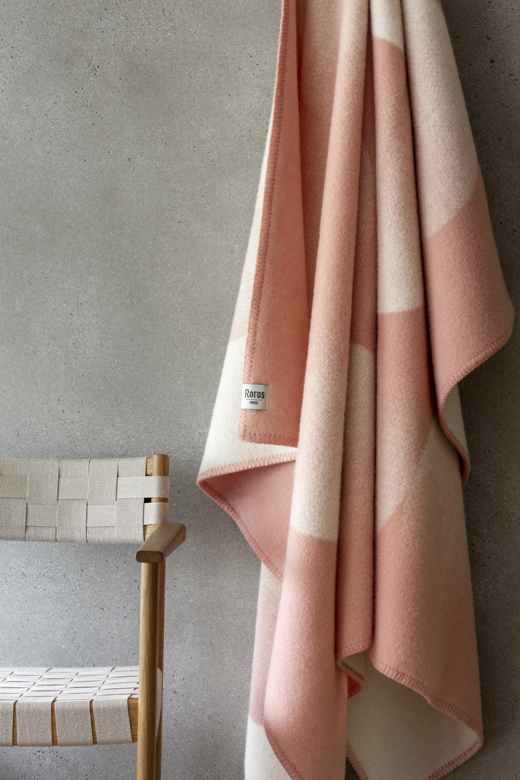  MOON THROW / RØROS TWEED