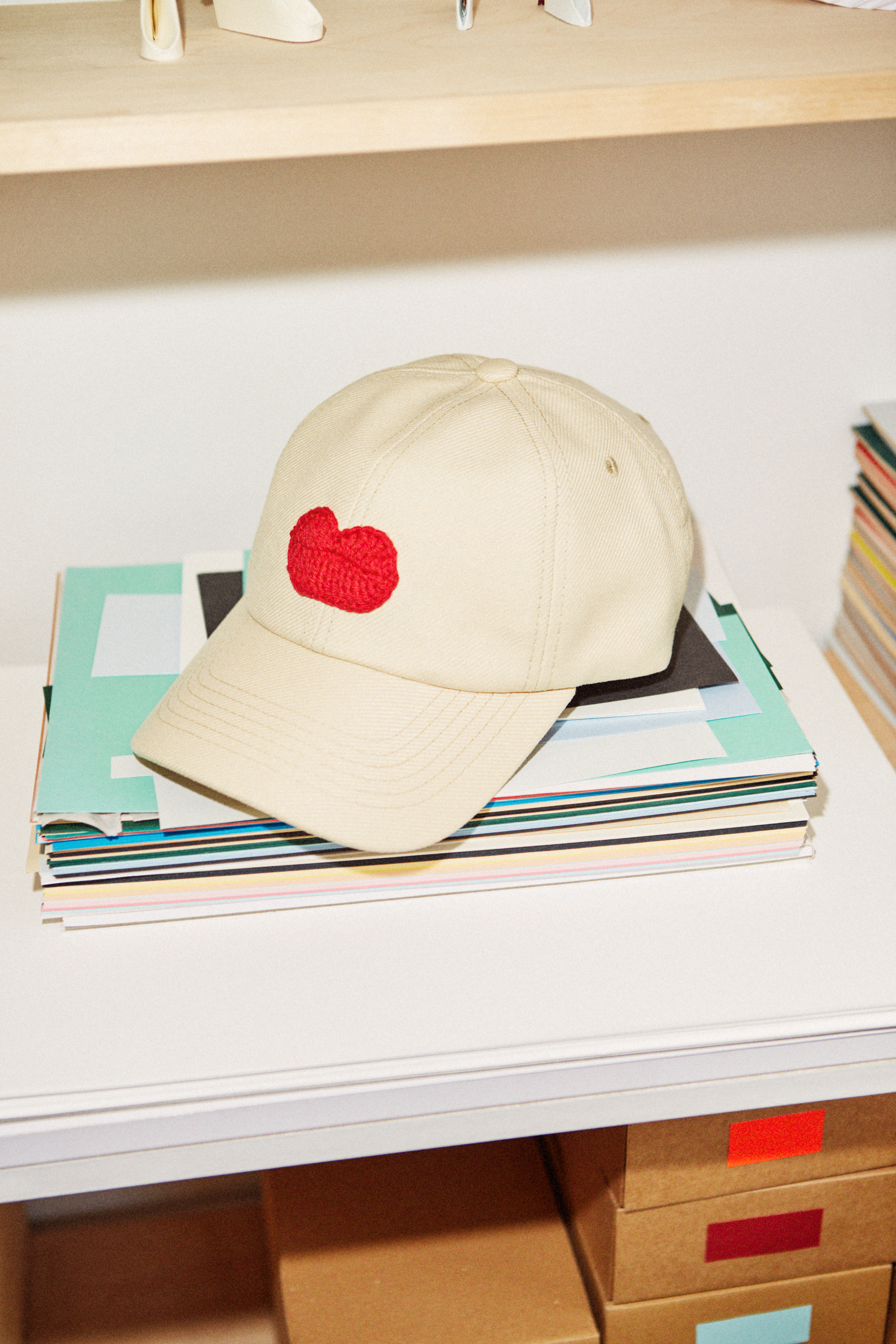  CAP COLLECTION / STIKSEN